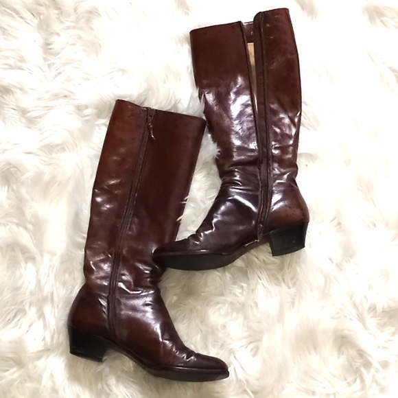 Salvatore Ferragamo sz 6B brow knee high inner zip boots. - Picture 2 of 14